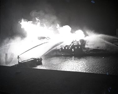 1940s Grain Elevator Fire "Chicago Sun-Times" Original 4" x 5" B & W Negatives (Chicago Sun-Times Archives/MEARS Photo LOA) - Lot of 6