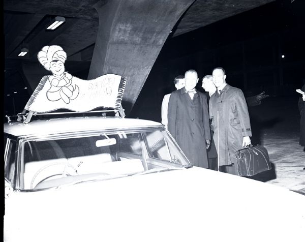 1963 John Glenn Scott Carpenter "The Chicago Sun-Times" Original 4" x 5" B & W Negatives (Chicago Sun-Times Hologram/MEARS Photo LOA) -Lot of 3