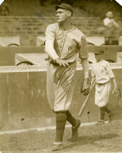 1915-19 Carmen Hill Pittsburgh Pirates Charles Conlon "TSN Collection Archives" Original 8" x 10" Generation 1 Photo (Sporting News Collection Hologram/MEARS Photo LOA)