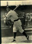 1931-32 circa Vince Barton Chicago Cubs "The Sporting News Collection Archives" Original 7" x 10" Photo (Sporting News Collection Hologram/MEARS Photo LOA)