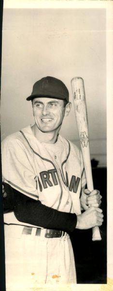 1949-52 Joe Brovia Portland Beavers PCL "The Sporting News Collection Archives" Original Photo (Sporting News Collection Hologram/MEARS Photo LOA)