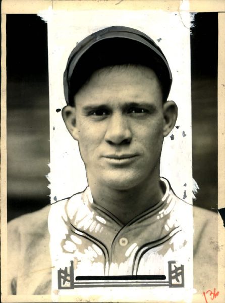 1922-26 Johnny Gooch Pittsburgh Pirates "The Sporting News Collection Archives" Original Photo (Sporting News Collection Hologram/MEARS Photo LOA)