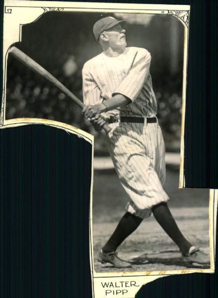 1920-25 Walter Pipp New York Yankees "The Sporting News Collection Archives" Original Photo (Sporting News Collection Hologram/MEARS Photo LOA)