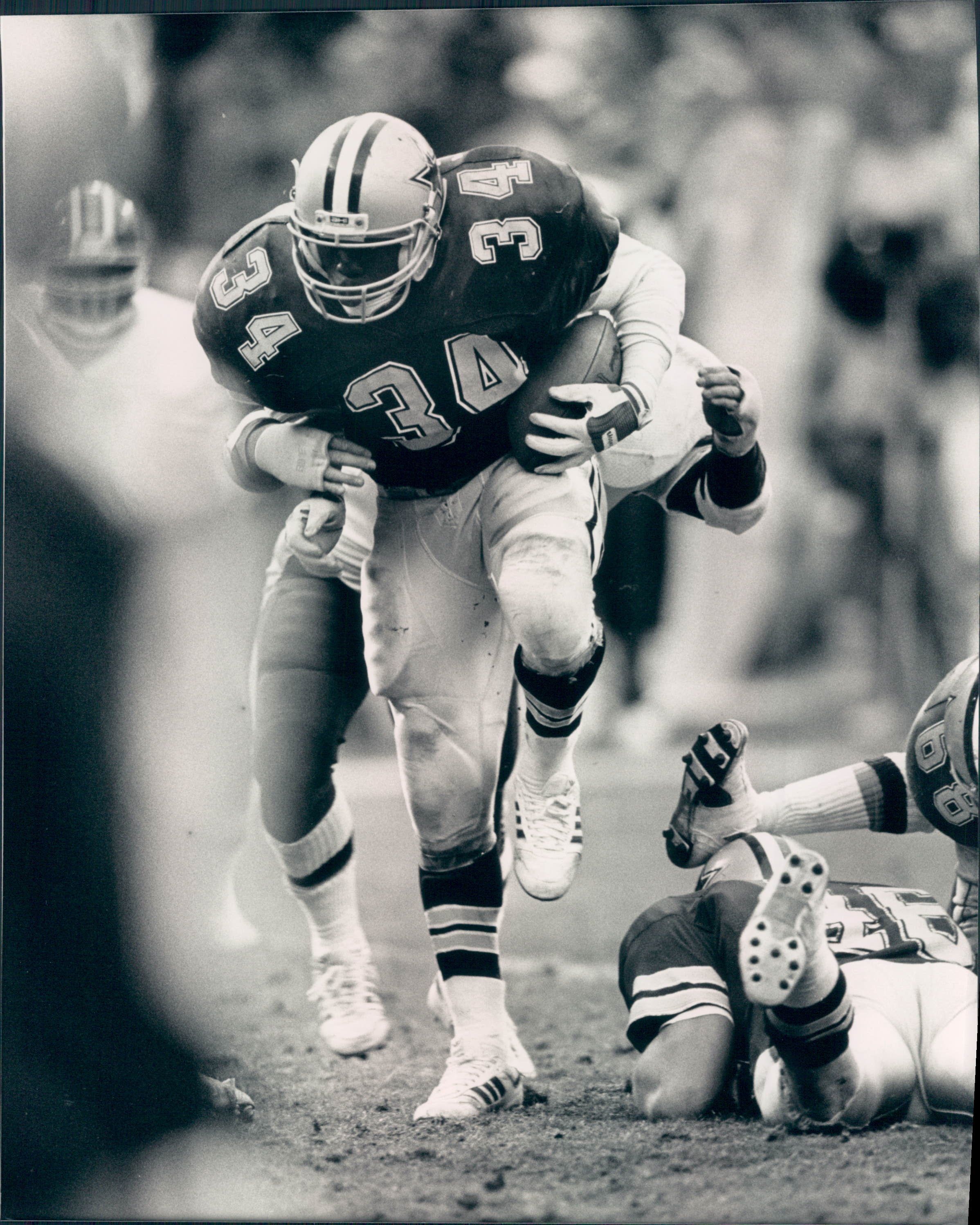 Lot Detail - 1981-89 Hershel Walker Minnesota Vikings / Dallas Cowboys TSN  Collection Archives Original Type 1 8 x 10 Photo (Sporting News  Collection Hologram/MEARS Type 1 Photo LOA) - Lot of 8