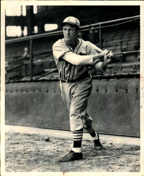 1935-39 circa Terry Moore St. Louis Cardinals "The Sporting News Collection Archives" Original 8" x 10" Photo (Sporting News Collection Hologram/MEARS Photo LOA)