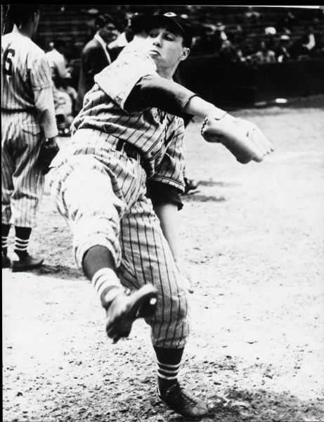 1936-38 Bob Feller Cleveland Indians "The Sporting News" Original 3.25" x 4" Black And White Negative (The Sporting News Collection/MEARS Auction LOA) 
