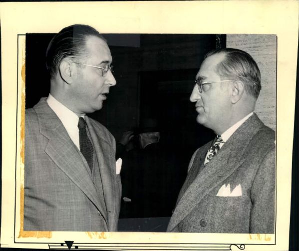 1947 Bill DeWitt Richard Muckerman St. Louis Browns "The Sporting News Collection Archives" Original Photo (Sporting News Collection Hologram/MEARS Photo LOA)
