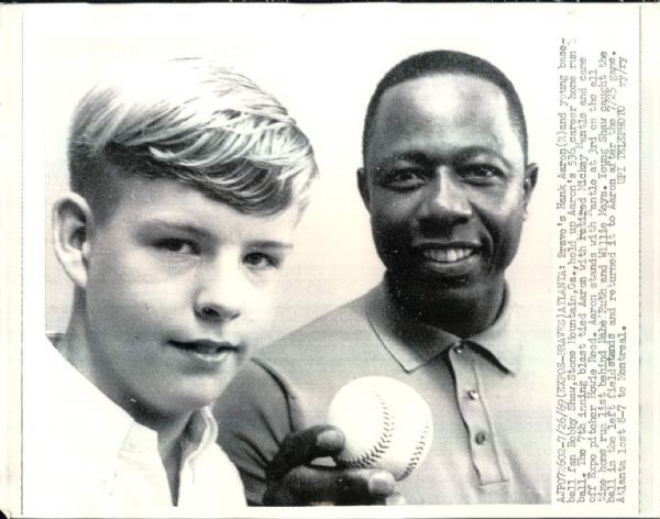 1969 Hank Aaron Atlanta Braves 536th Home Run "The Sporting News Archives" Original Photo (Sporting News Collection Hologram/MEARS Photo LOA)