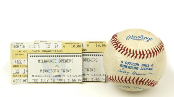 1991 Milwaukee Brewers vs. Twins Game Used OAL (Brown) Baseball 