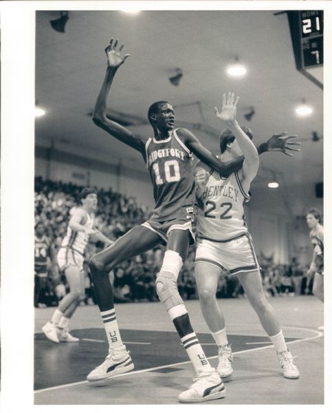 1985-87 Manute Bol Bullets Warriors "The Sporting News Collection Archives" Original Photo (Sporting News Collection Hologram/MEARS Photo LOA) - Lot of 9