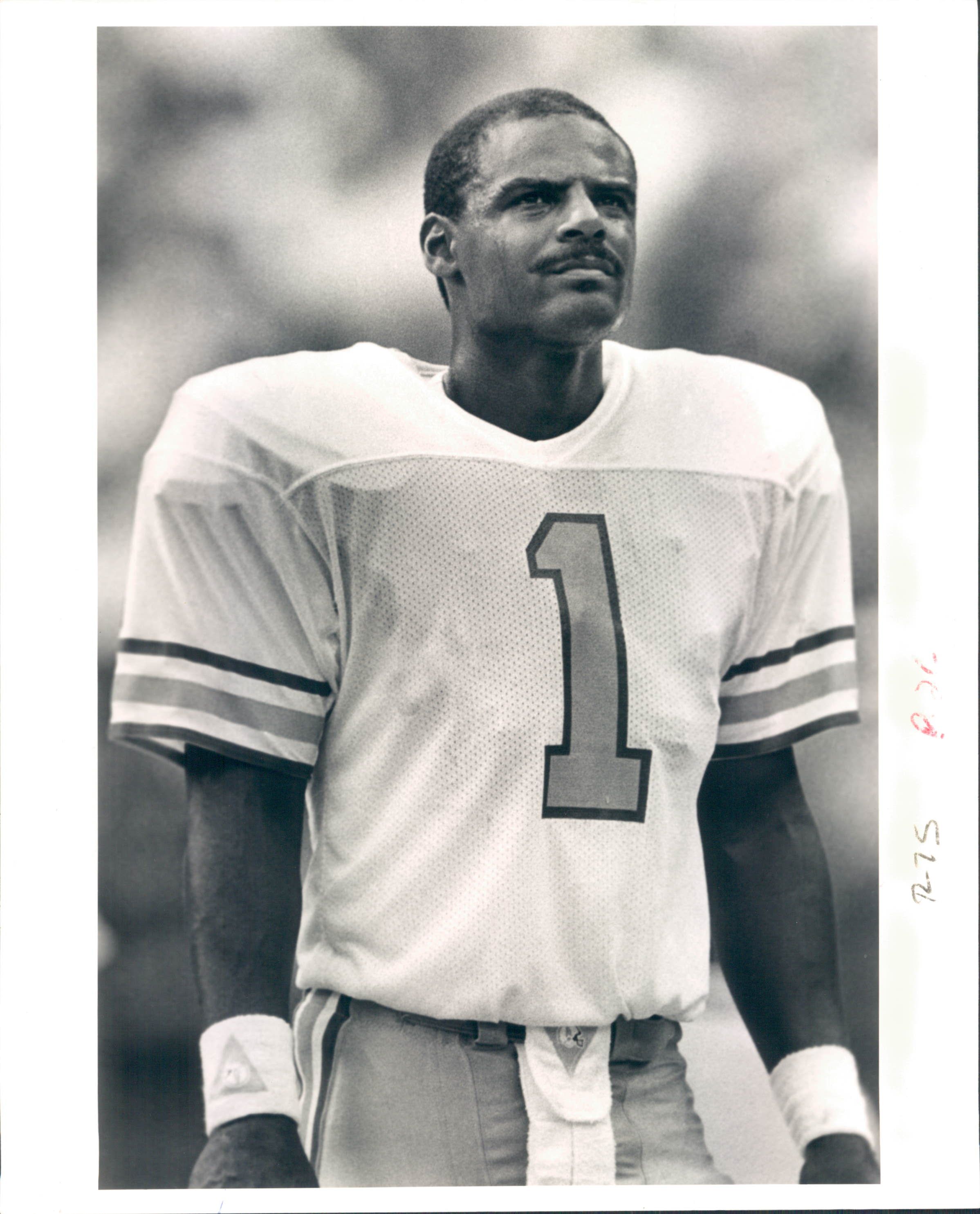 Lot Detail - 1984-89 Warren Moon Houston Oilers The Sporting News