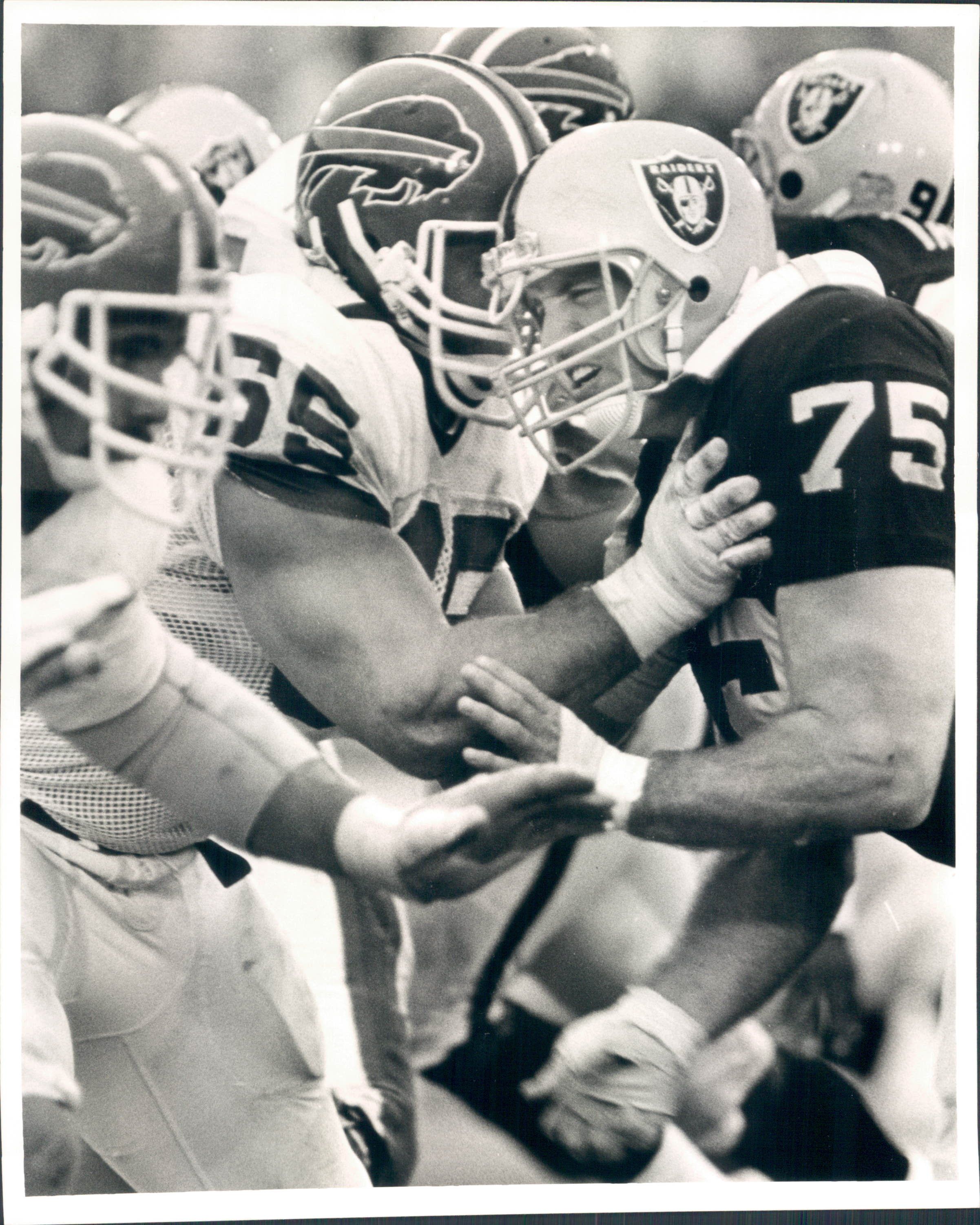 Howie Long  SportPics Archive