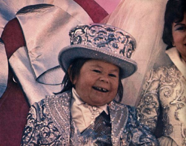 1976 Ringling Brothers Barnum & Bailey Circus Program & Poster of Worlds Smallest Married Couple (MEARS Auction LOA)