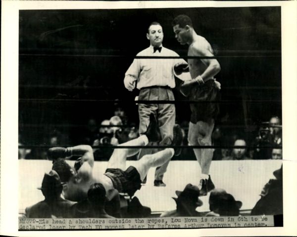 1946 Joe Louis vs. Billy Conn “St. Petersburg Times” Original News Photo (“St. Petersburg” Hologram/MEARS LOA) - Lot of 36