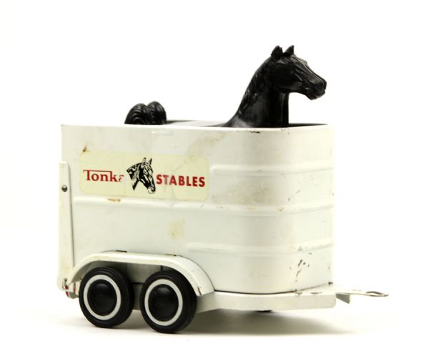 1960s-70s Tonka Stable Metal Horse Trailer w/2 Horses 