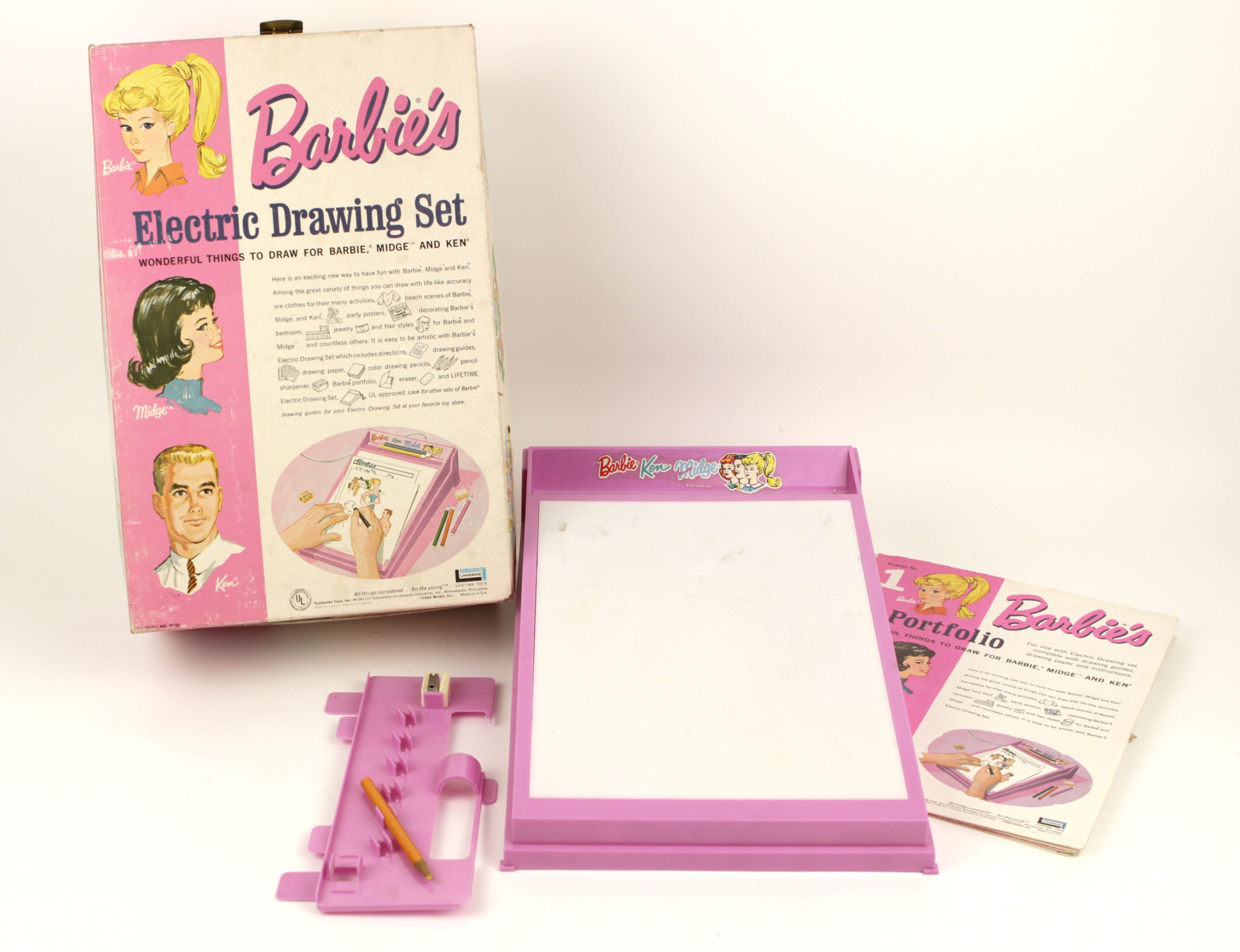 1963 Barbie's Electric Drawing Set In 
