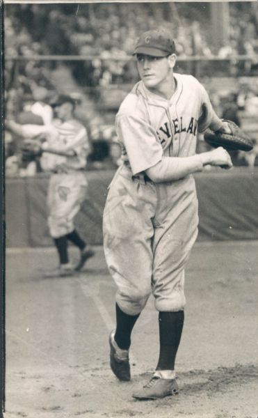 1922-27 Luke Sewell Cleveland Indians Conlon Photo "TSN Collection Archives" Original 5" x 8" Photo (Sporting News Collection Hologram/MEARS LOA)