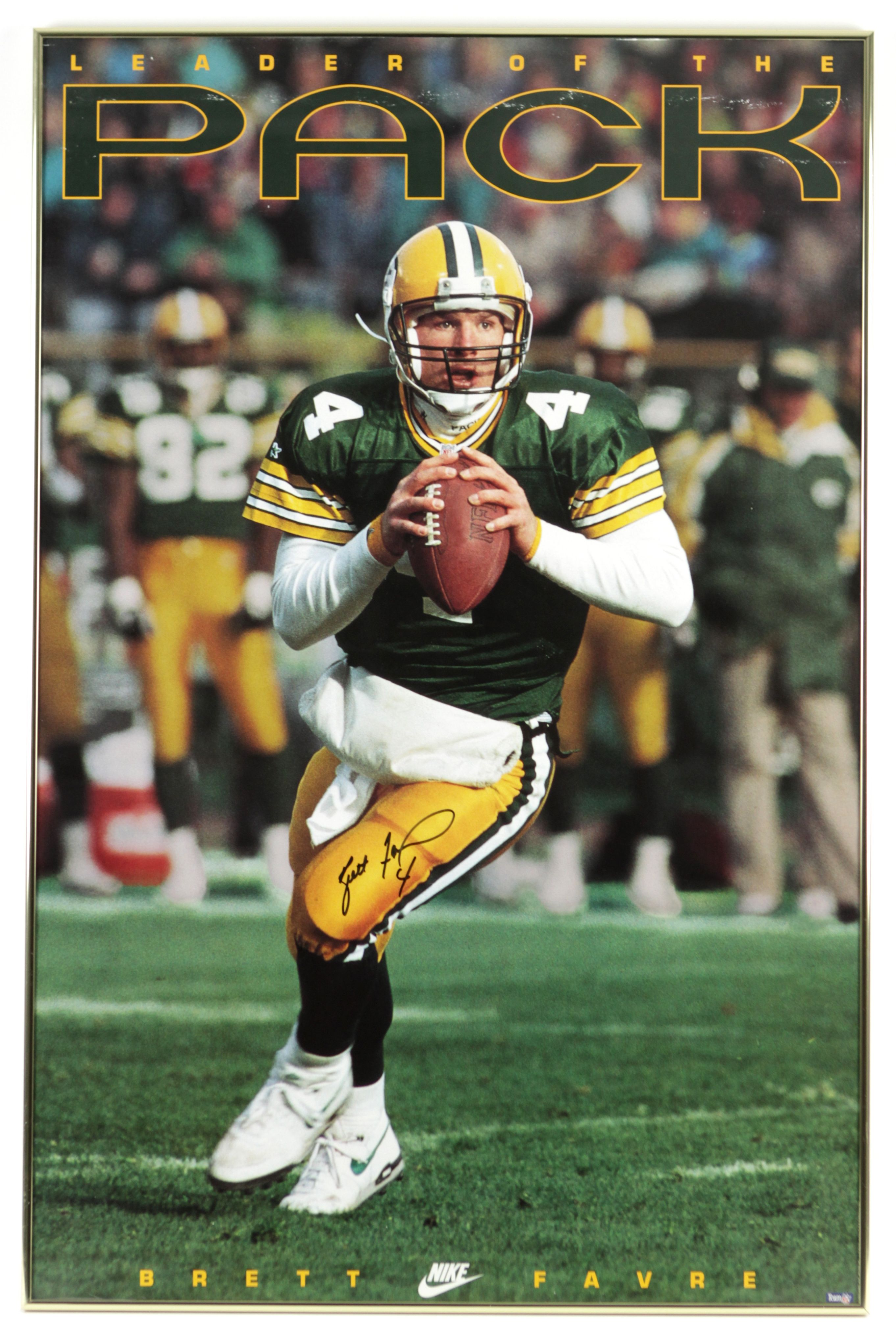 Lot Detail - 1993 Brett Favre Green Bay Packers Signed 23' x 35 1/2' Poster  - JSA