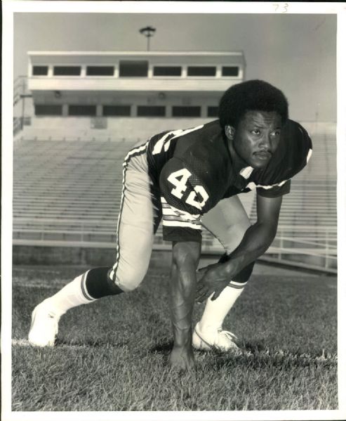 1977 Paul Warfield Cleveland Browns "TSN Collection Archives" Original 8" x 10" Photo (Sporting News Collection Hologram/MEARS LOA)