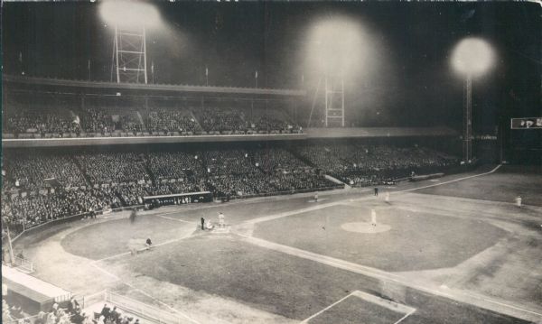 1935 First Ever Night Game at Crosley Field "TSN Collection Archives" Original 5" x 8" Photo (Sporting News Collection Hologram/MEARS LOA)