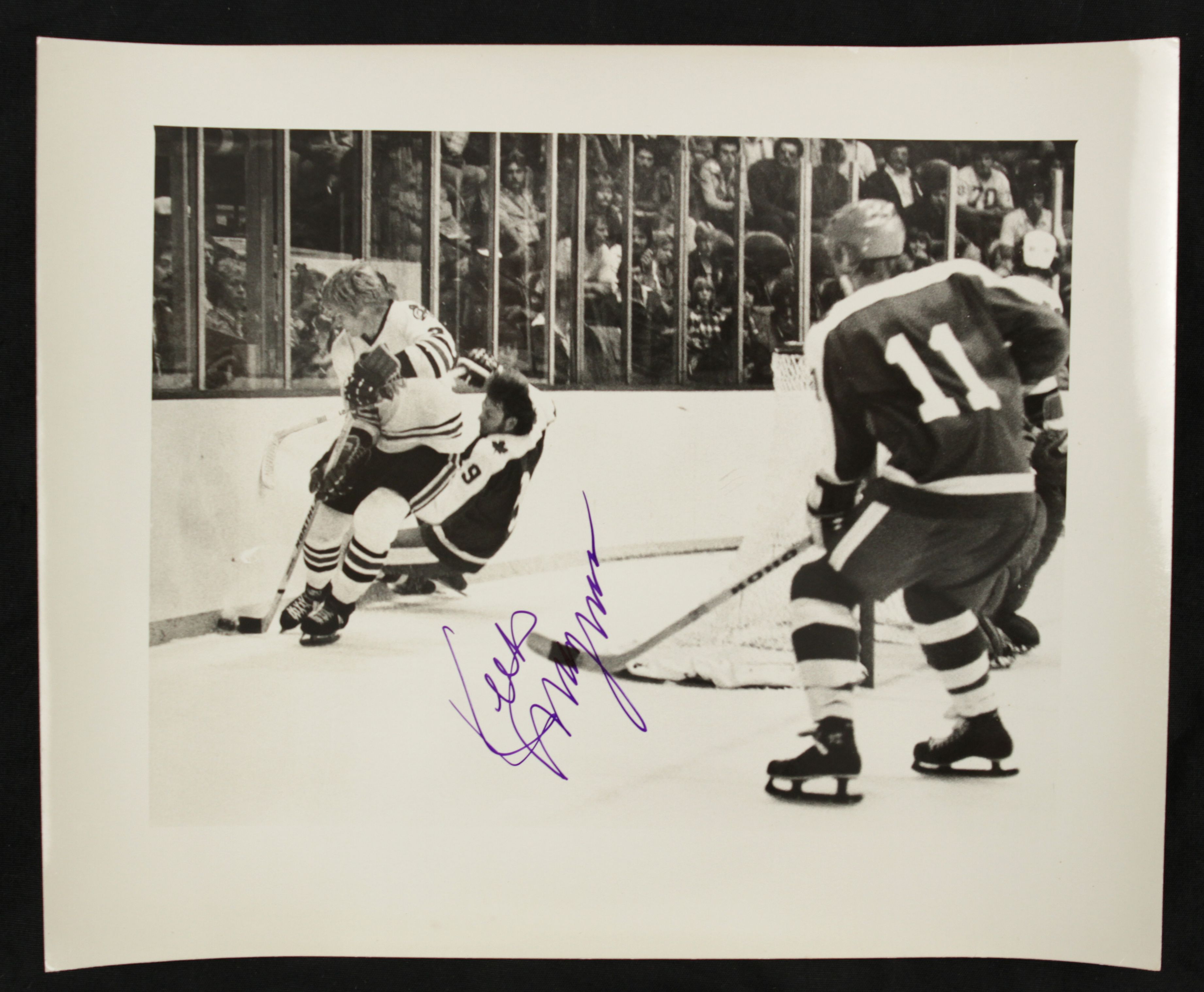 Lot Detail - 1960s-70s Chicago Black Hawks Signed Photo w/Pit Martin ...