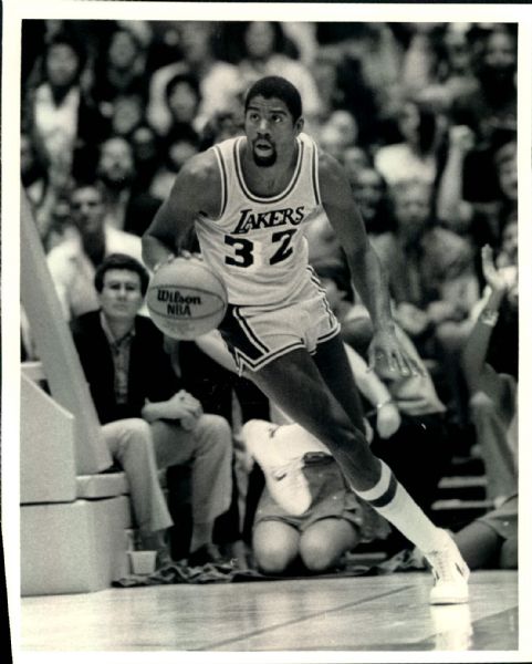 1983 Magic Johnson Los Angeles Lakers "TSN Collection Archives" Original 8" x 10" Photo & 4" x 5" Negative (Sporting News Collection Hologram/MEARS LOA)