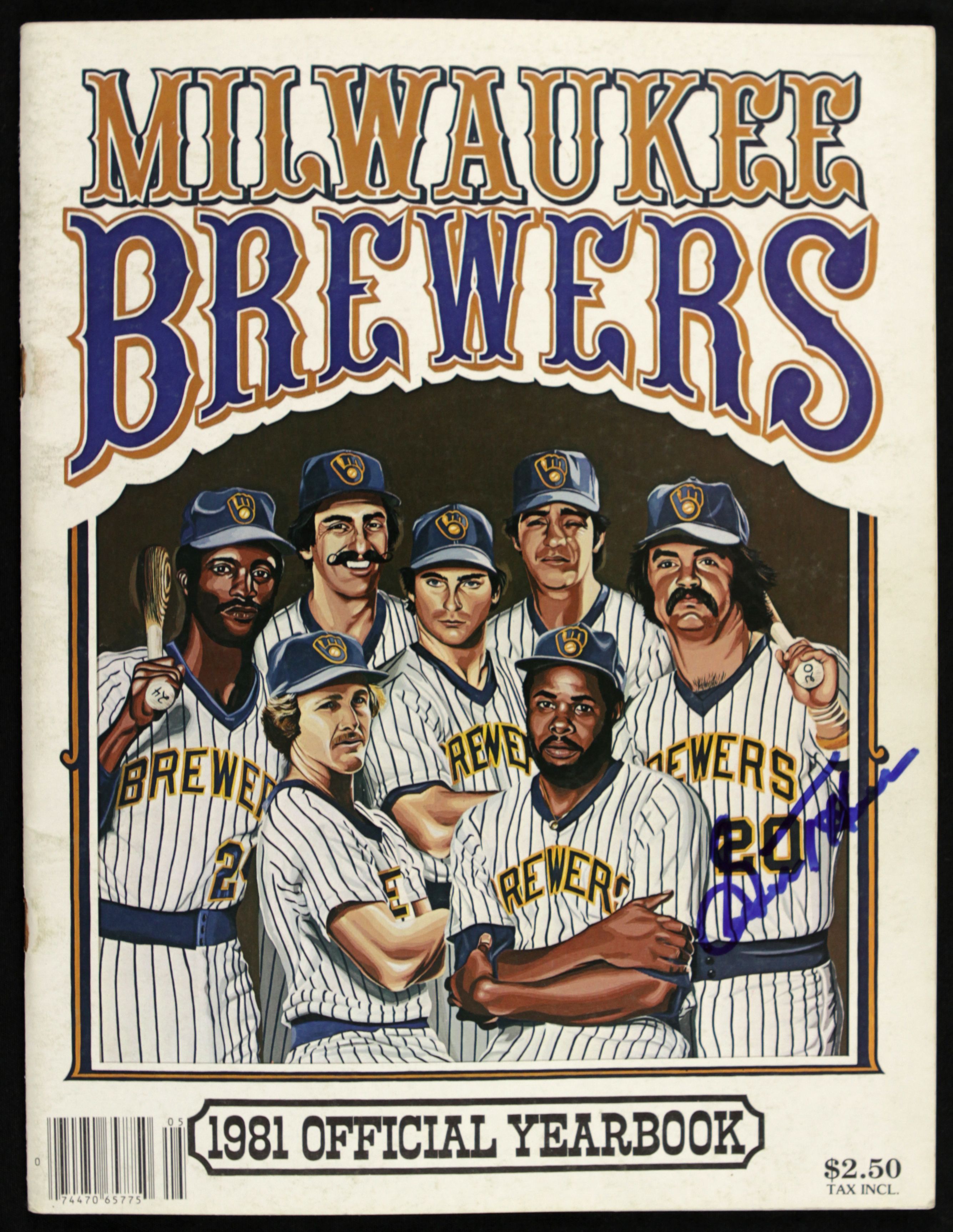The Brewers Yearbook is now available - Milwaukee Brewers