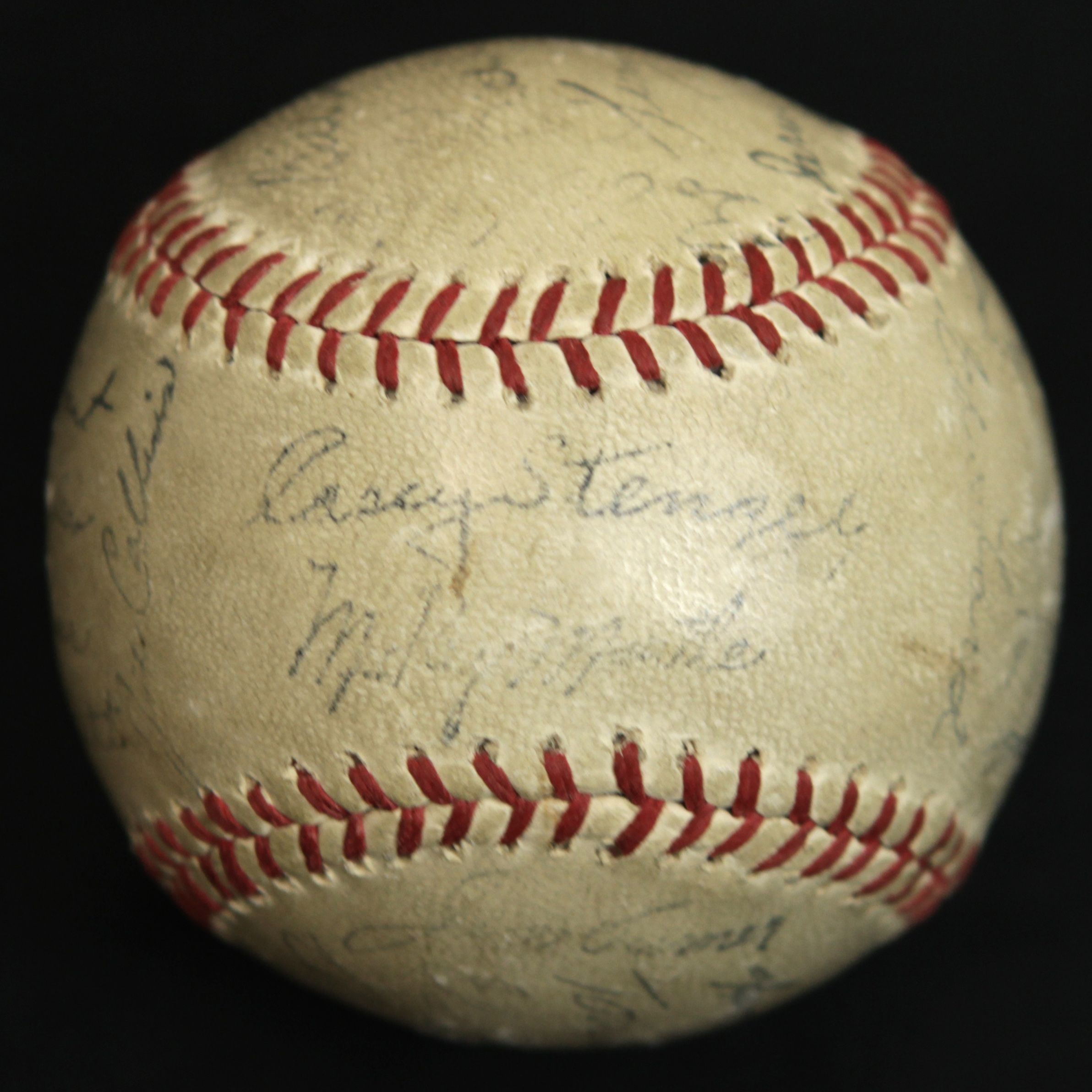 Lot Detail - 1950s New York Yankees Facsimile Signed Baseball w/Casey ...