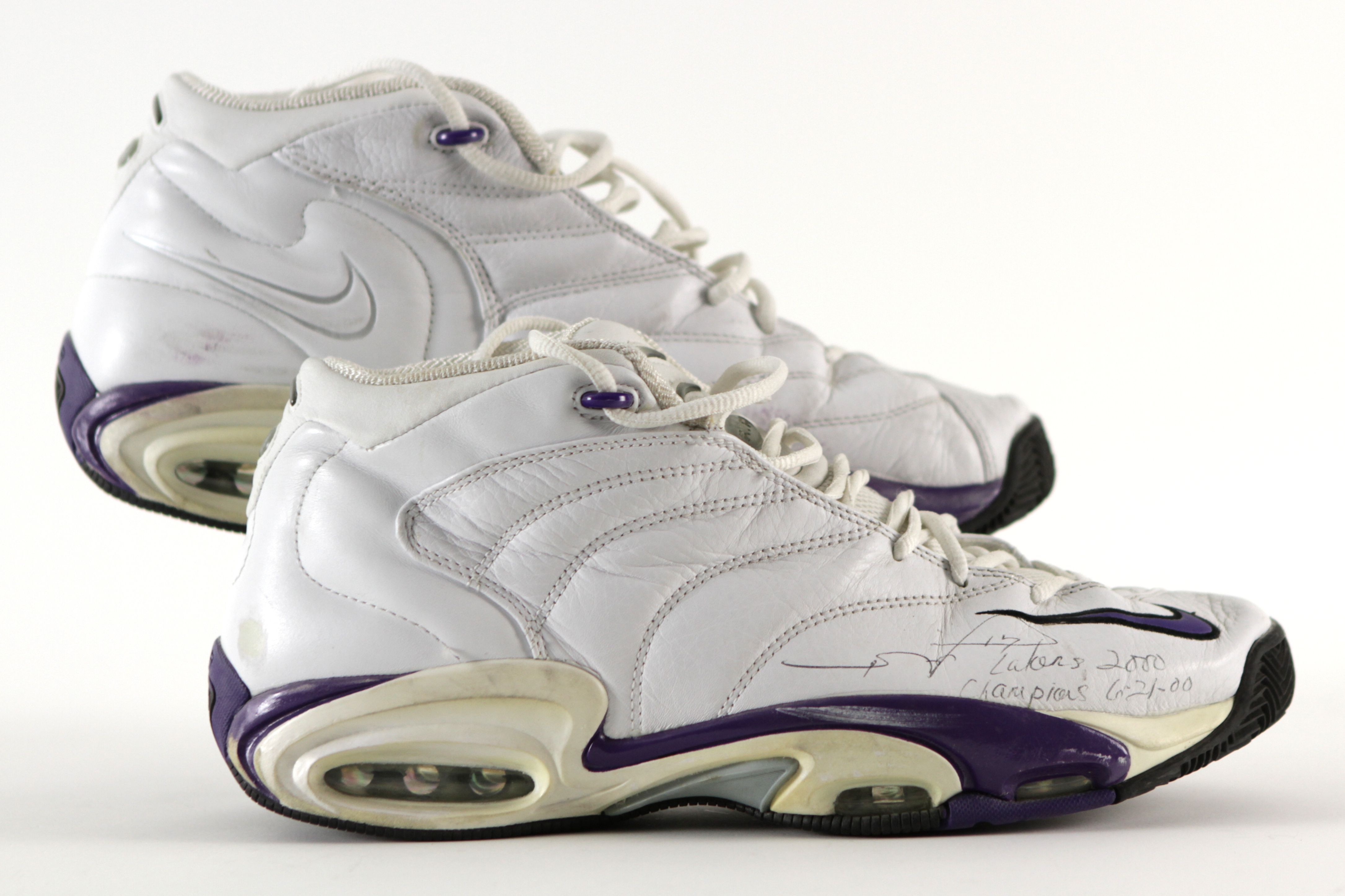 nike basketball shoes under 2000