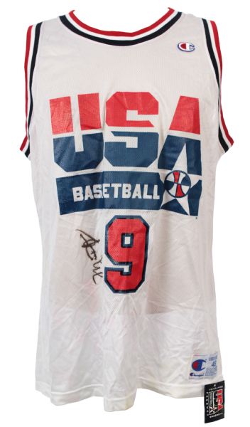 1992 Michael Jordan Dream Team Signed Replica Jersey (Clubhouse Signature)