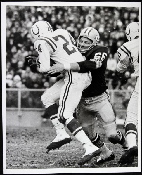 1958-67 Ray Nitschke Green Bay Packers Lenny Moore Baltimore Colts Original 8" x 10" Photo