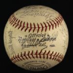 1962 Milwaukee Braves Team Signed ONL Giles Baseball w/ 28 Signatures Including Hank Aaron, Eddie Mathews, Warren Spahn & More (JSA)