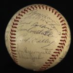 1962 Milwaukee Braves Team Signed ONL Giles Baseball w/ 28 Signatures Including Hank Aaron, Eddie Mathews, Warren Spahn & More (JSA)