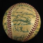 1963 Milwaukee Braves Team Signed ONL Giles Baseball w/ 31 Signatures Including Hank Aaron, Eddie Mathews, Warren Spahn & More (JSA)