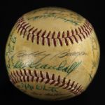 1963 Milwaukee Braves Team Signed ONL Giles Baseball w/ 31 Signatures Including Hank Aaron, Eddie Mathews, Warren Spahn & More (JSA)