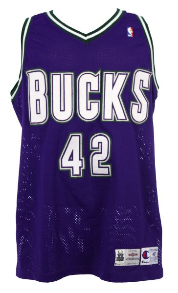 1994-95 Vin Baker Milwaukee Bucks Game Worn Milwaukee Bucks Road Jersey (MEARS LOA)