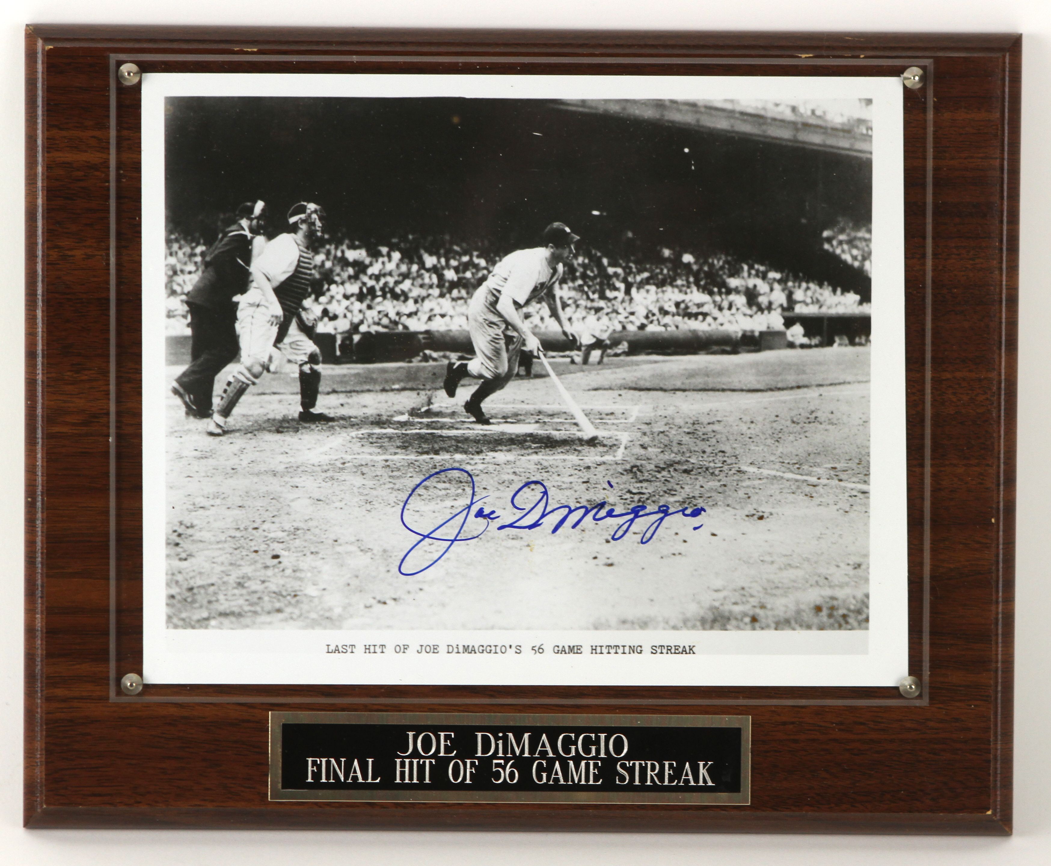 Lot Detail - 1941 Circa Joe DiMaggio Signed New York Yankees 8" X 10 ...