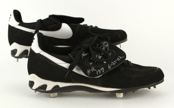 2002 (June 21) Ivan Rodriguez Texas Rangers Signed Game Worn Cleats (MEARS LOA/JSA) 197th Career Home Run