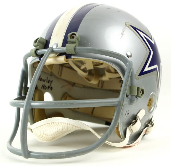 1973 Chuck Howley Dallas Cowbys Signed Team Issued Helmet (JSA)