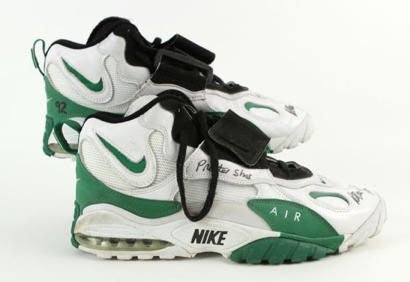 Lot Detail - 1995 Reggie White Green Bay Packers Signed Practice Worn Turf  Shoes (MEARS LOA/JSA)