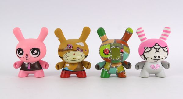 2005 circa Kid Robot Dunny Collection - Lot of 20 w/ 16 in Original Box