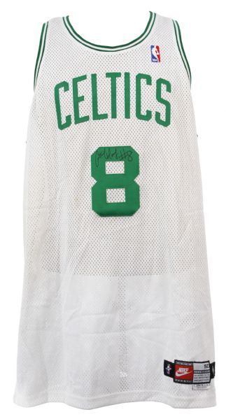 1997-98 Antoine Walker Boston Celtics Signed Game Worn Home Jersey (MEARS LOA/JSA)