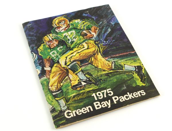 1975 Green Bay Packers Team Photo Album w/ 18 Facsimile Signed Player Photos