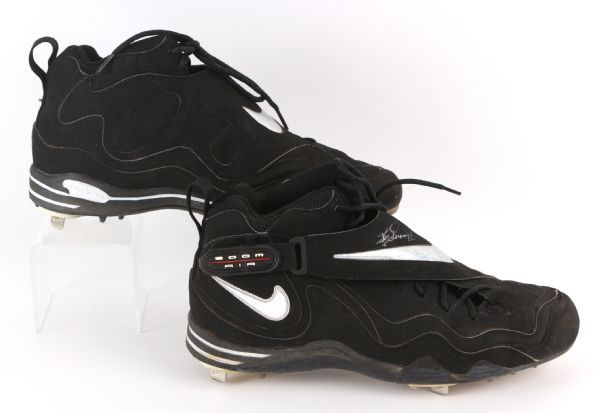 1997 Ken Griffey Jr. Seattle Marines Signed Game Worn Nike Cleats (MEARS LOA/JSA)