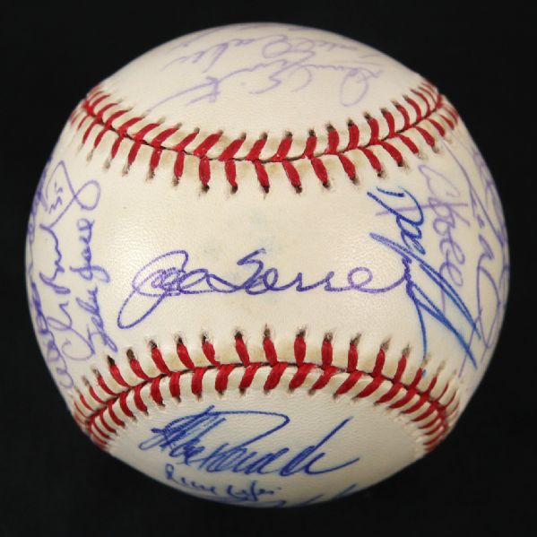 2000 New York Yankees World Series Champions Team Signed OML Selig Baseball w/ 28 Signatures Including Derek Jeter, Mariano Rivera, Roger Clemens, Joe Torre & More (JSA)