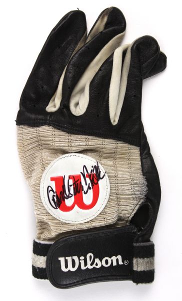 1990s Carlton Fisk Chicago White Sox Signed Game Worn Batting Glove (MEARS LOA/JSA)