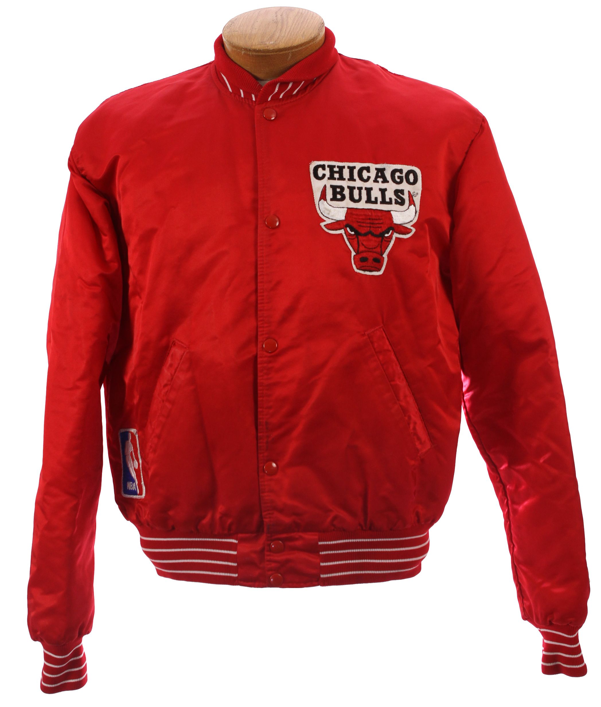 Lot Detail - 1990's Chicago Bulls Quilted Starter Jacket