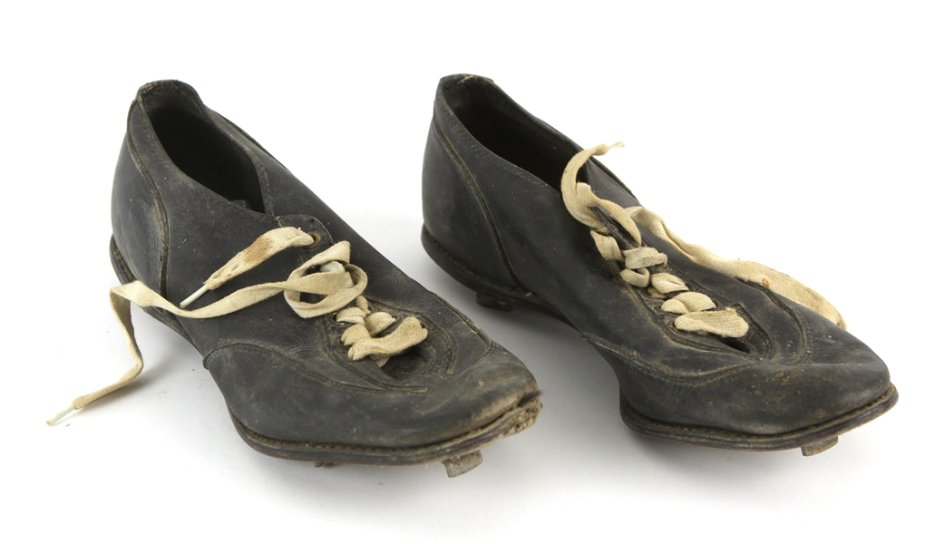 1950s circa Game Worn Baseball Cleats (MEARS LOA)