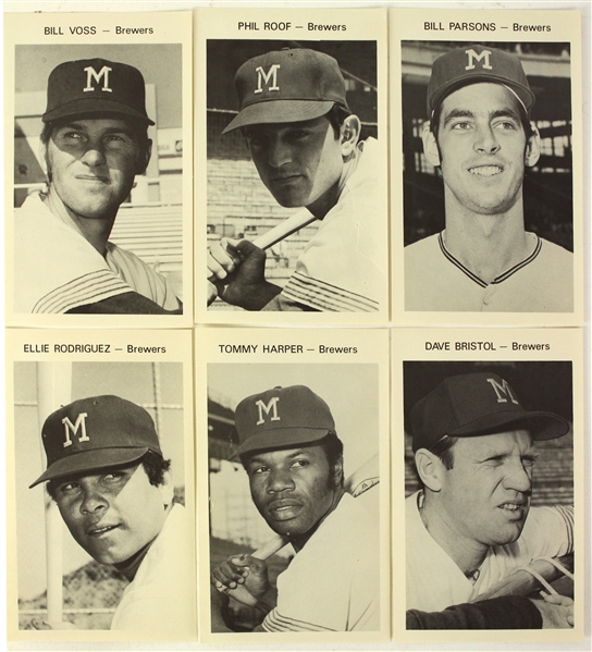 1971 Milwaukee Brewers MLB Photo Pack w/ 12 Photos Including Tommy Harper, Marty Pattin, Ken Sanders & More