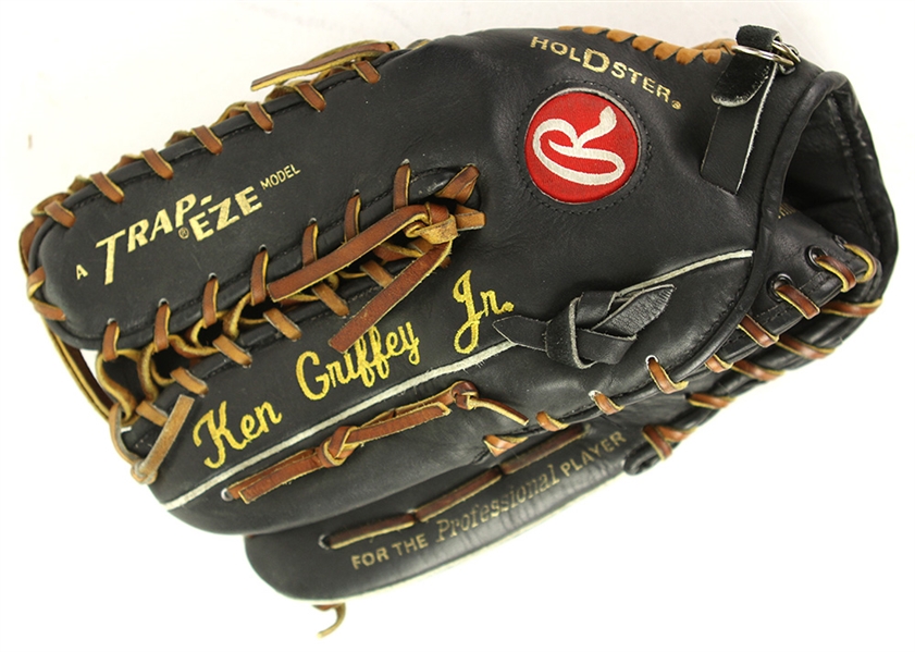 1997-1999 circa Ken Griffey Jr. Seattle Mariners Rawlings Black Leather Game Glove (MEARS LOA)